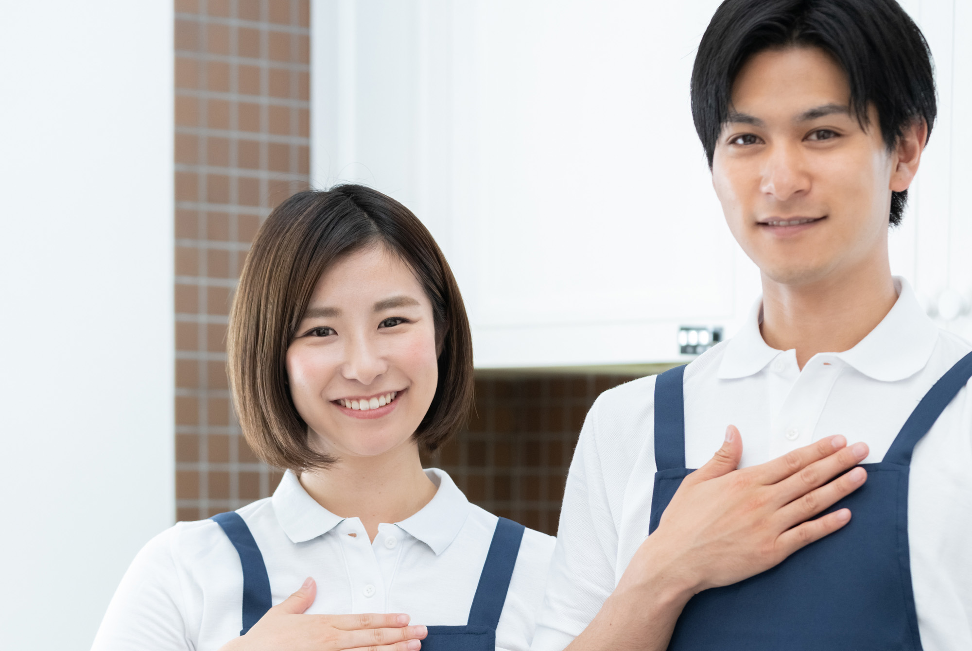 笑顔で対応するPLUSプランのスタッフ
